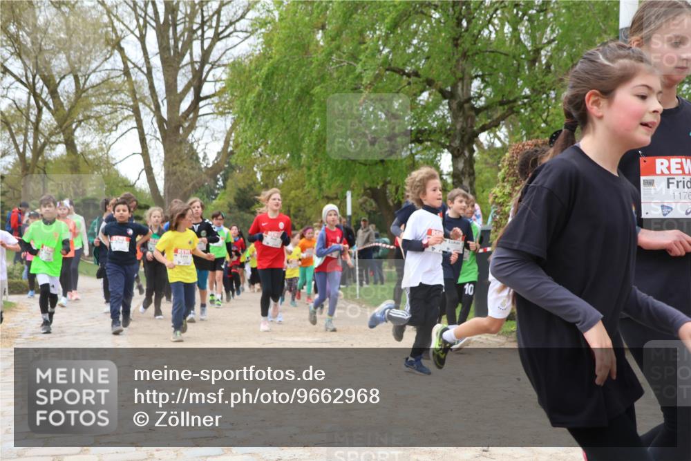 25.04.2026 - Das Zehntel Zöllner http://msf.ph/oto/9662968 25.04.2026 11:45:37 Laufen 10, 1176 meine-sportfotos.de
