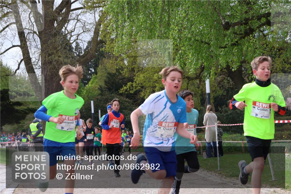 25.04.2026 - Das Zehntel Zöllner http://msf.ph/oto/9662982 25.04.2026 09:38:48 Laufen 5309, 7724, 7239 meine-sportfotos.de