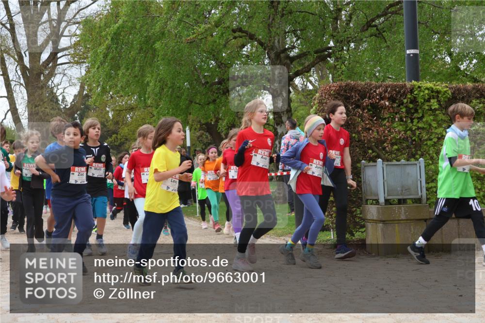 25.04.2026 - Das Zehntel Zöllner http://msf.ph/oto/9663001 25.04.2026 11:45:38 Laufen 10 meine-sportfotos.de