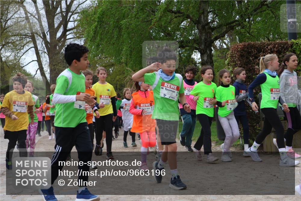 25.04.2026 - Das Zehntel Zöllner http://msf.ph/oto/9663196 25.04.2026 11:45:45 Laufen 11789, 12300, 12132 meine-sportfotos.de