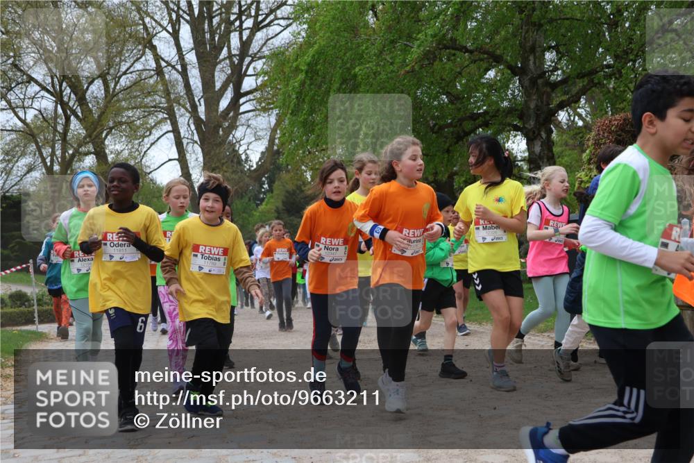 25.04.2026 - Das Zehntel Zöllner http://msf.ph/oto/9663211 25.04.2026 11:45:46 Laufen 12194, 11811, 11789, 6 meine-sportfotos.de