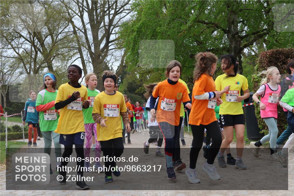 25.04.2026 - Das Zehntel Zöllner http://msf.ph/oto/9663217 25.04.2026 11:45:46 Laufen 11811, 6, 11789, 12347 meine-sportfotos.de