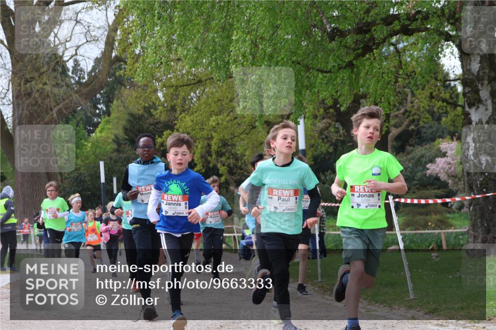 25.04.2026 - Das Zehntel Zöllner http://msf.ph/oto/9663333 25.04.2026 09:38:59 Laufen 20, 6045, 6056, 5299 meine-sportfotos.de