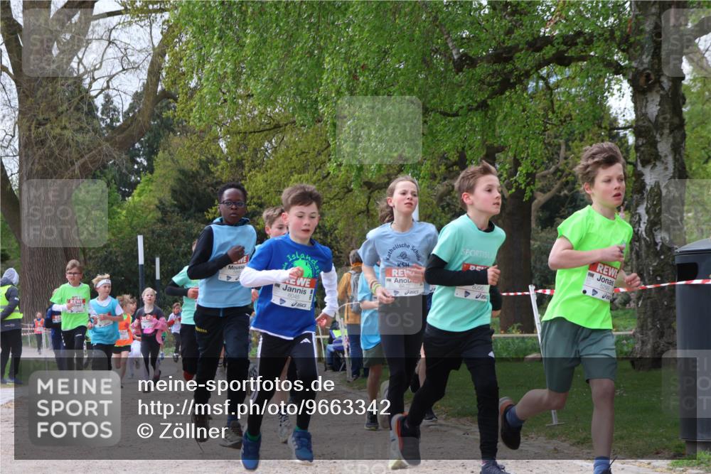 25.04.2026 - Das Zehntel Zöllner http://msf.ph/oto/9663342 25.04.2026 09:39:00 Laufen 6056, 6045, 6422, 5299 meine-sportfotos.de