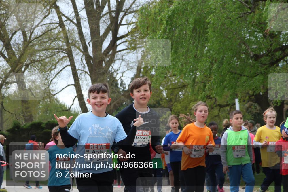 25.04.2026 - Das Zehntel Zöllner http://msf.ph/oto/9663661 25.04.2026 11:46:06 Laufen 123, 10384, 12454, 12522, 10390 meine-sportfotos.de