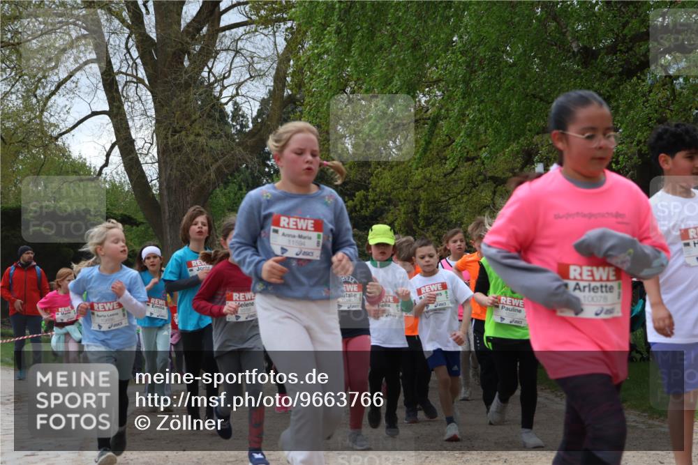 25.04.2026 - Das Zehntel Zöllner http://msf.ph/oto/9663766 25.04.2026 11:46:10 Laufen 11594, 10541, 1915, 10078 meine-sportfotos.de