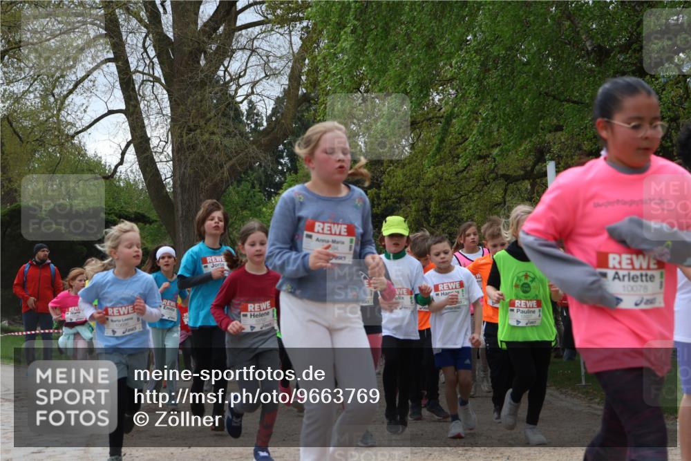 25.04.2026 - Das Zehntel Zöllner http://msf.ph/oto/9663769 25.04.2026 11:46:10 Laufen 10686, 194, 10078, 250, 10700 meine-sportfotos.de