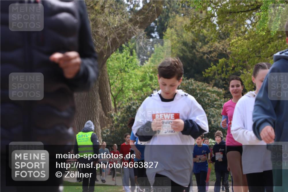 25.04.2026 - Das Zehntel Zöllner http://msf.ph/oto/9663827 25.04.2026 13:48:38 Laufen 7604 meine-sportfotos.de
