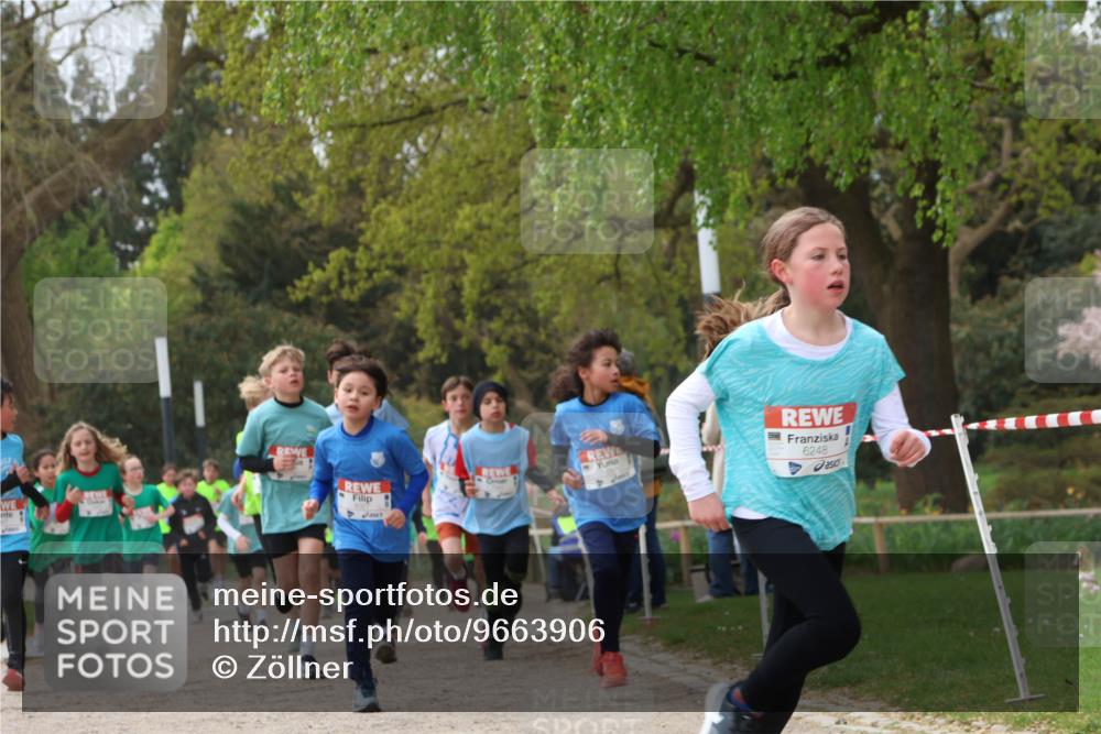 25.04.2026 - Das Zehntel Zöllner http://msf.ph/oto/9663906 25.04.2026 09:39:23 Laufen 6248 meine-sportfotos.de