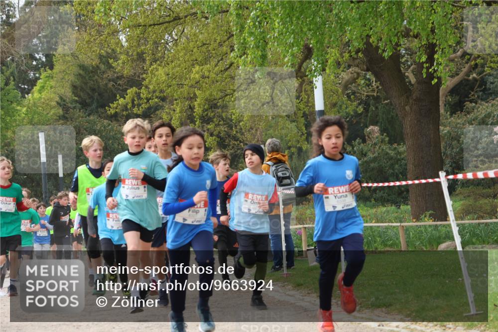 25.04.2026 - Das Zehntel Zöllner http://msf.ph/oto/9663924 25.04.2026 09:39:24 Laufen 6327, 6339 meine-sportfotos.de