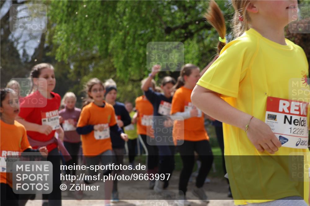 25.04.2026 - Das Zehntel Zöllner http://msf.ph/oto/9663997 25.04.2026 11:46:19 Laufen 12327, 12296 meine-sportfotos.de