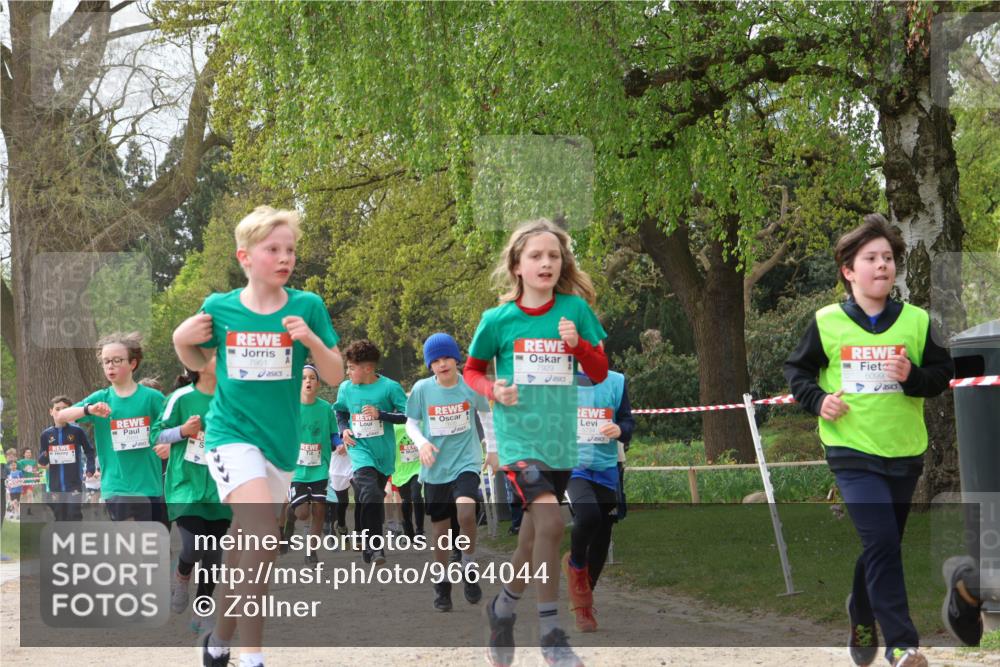 25.04.2026 - Das Zehntel Zöllner http://msf.ph/oto/9664044 25.04.2026 09:39:28 Laufen 7951, 6099 meine-sportfotos.de