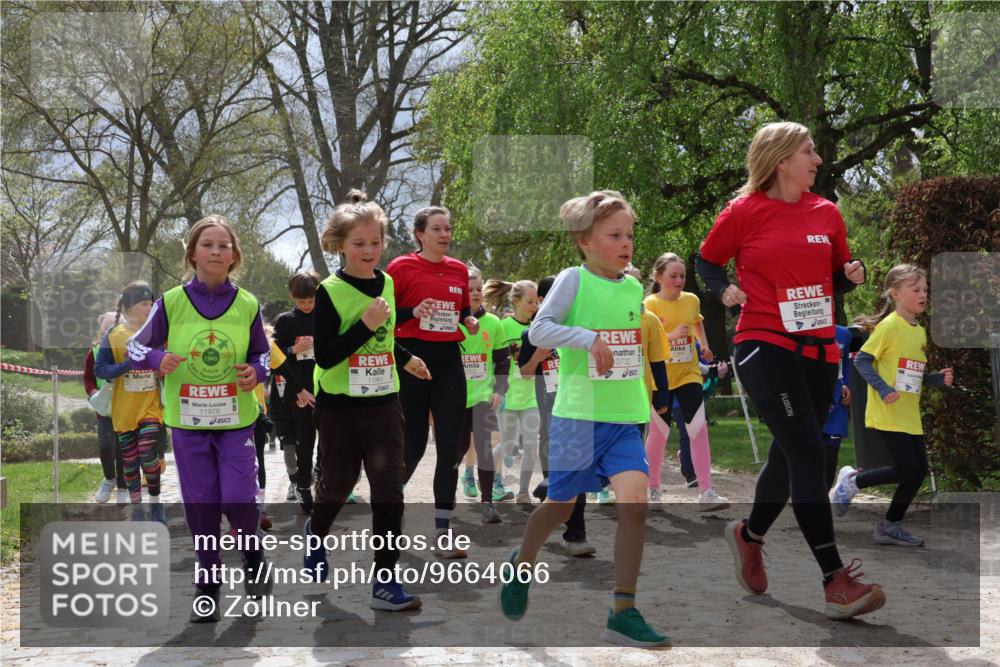 25.04.2026 - Das Zehntel Zöllner http://msf.ph/oto/9664066 25.04.2026 11:46:23 Laufen 1949, 11978, 0732 meine-sportfotos.de