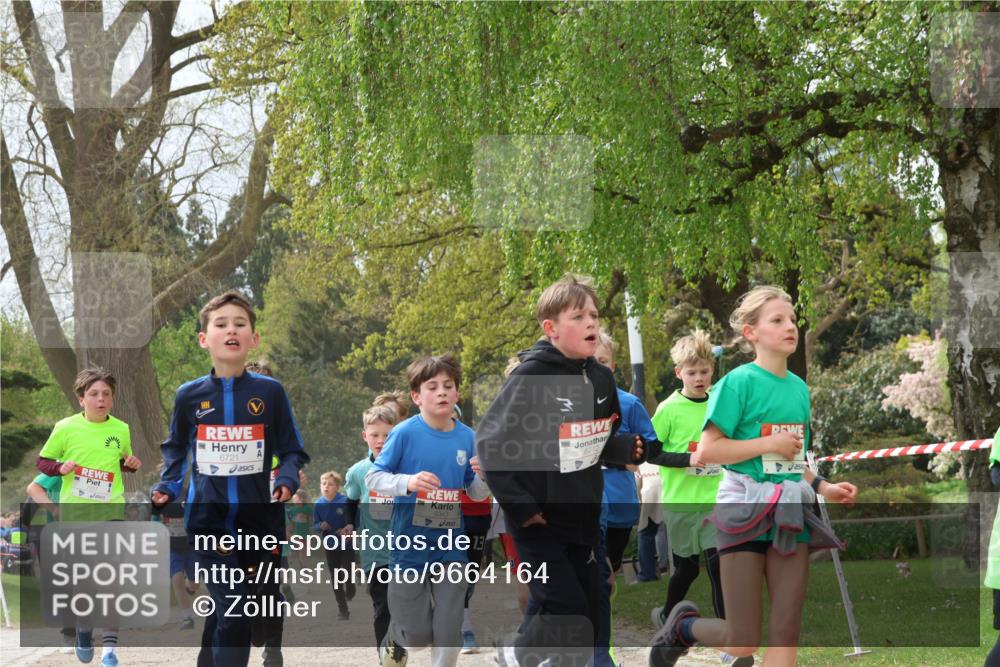25.04.2026 - Das Zehntel Zöllner http://msf.ph/oto/9664164 25.04.2026 09:39:33 Laufen 6721, 6343, 13, 6712 meine-sportfotos.de