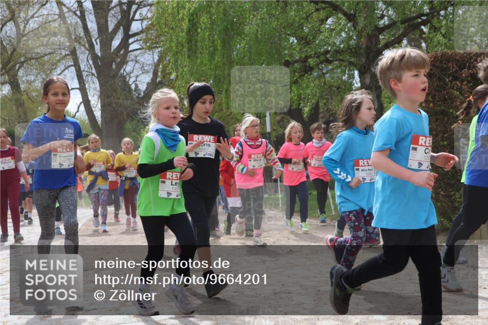 25.04.2026 - Das Zehntel Zöllner http://msf.ph/oto/9664201 25.04.2026 11:46:30 Laufen 10466, 120, 10457, 1249, 125 meine-sportfotos.de