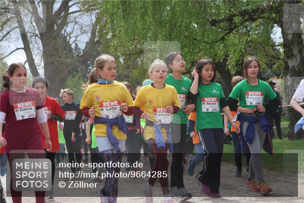 25.04.2026 - Das Zehntel Zöllner http://msf.ph/oto/9664285 25.04.2026 11:46:33 Laufen 10423, 11788, 11810, 650, 10652, 10658 meine-sportfotos.de