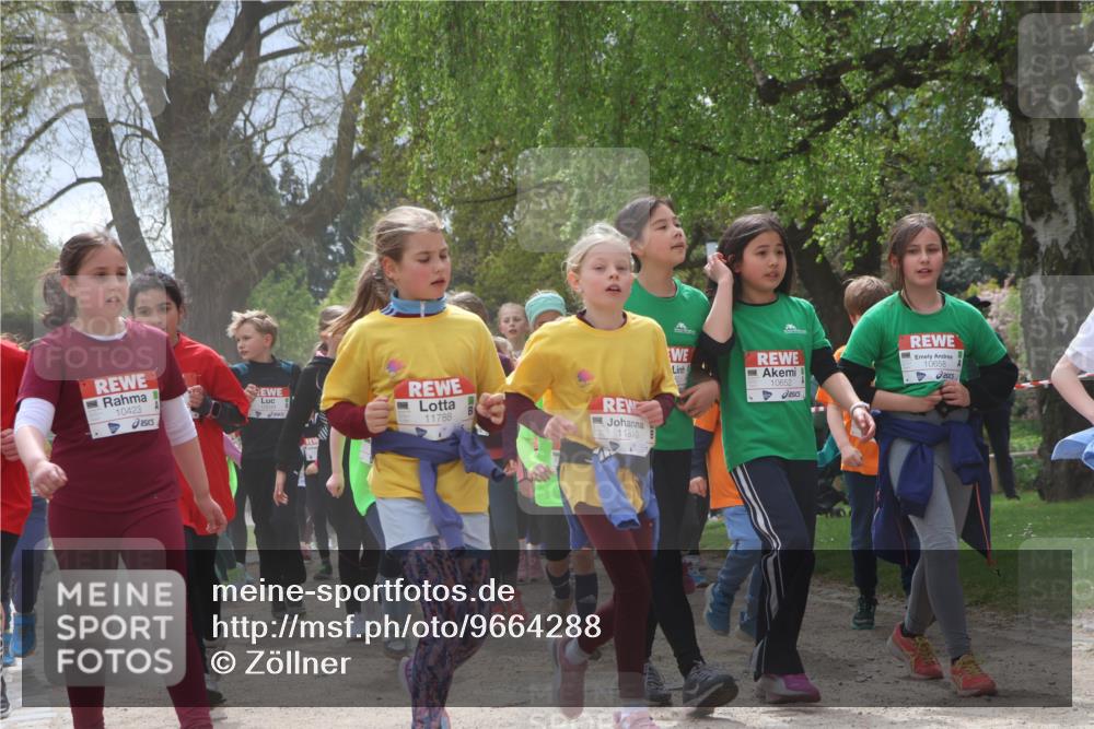 25.04.2026 - Das Zehntel Zöllner http://msf.ph/oto/9664288 25.04.2026 11:46:33 Laufen 10423, 11788, 11810, 50, 10652, 10658 meine-sportfotos.de
