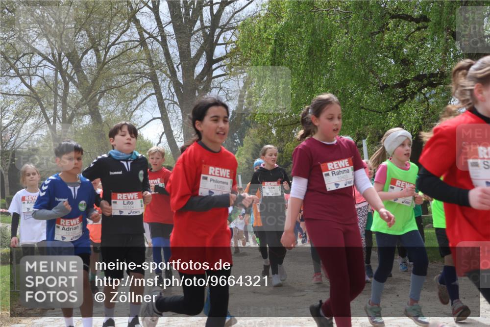 25.04.2026 - Das Zehntel Zöllner http://msf.ph/oto/9664321 25.04.2026 11:46:35 Laufen 10122, 10124, 10423, 11000 meine-sportfotos.de