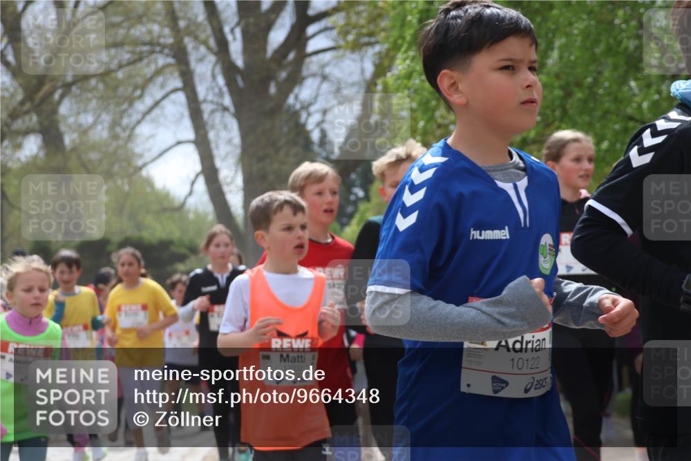 25.04.2026 - Das Zehntel Zöllner http://msf.ph/oto/9664348 25.04.2026 11:46:36 Laufen 10747, 12932, 10122, 10122 meine-sportfotos.de
