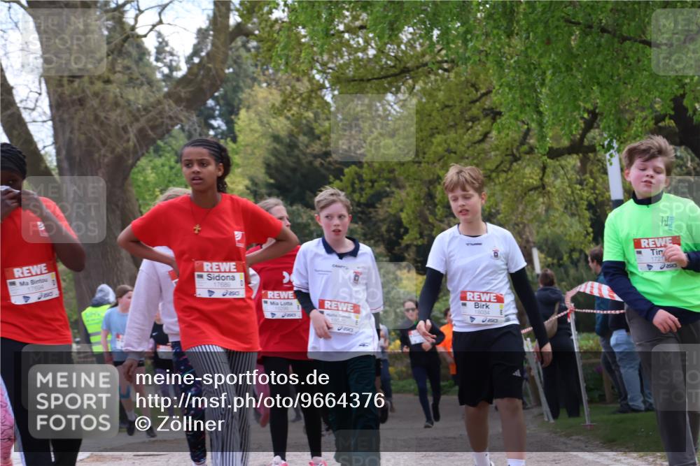 25.04.2026 - Das Zehntel Zöllner http://msf.ph/oto/9664376 25.04.2026 13:48:57 Laufen 17694, 17689, 253, 18070, 18034, 1721 meine-sportfotos.de