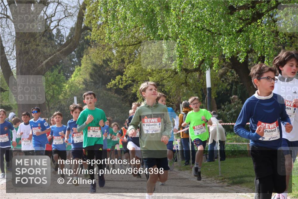 25.04.2026 - Das Zehntel Zöllner http://msf.ph/oto/9664398 25.04.2026 09:39:41 Laufen 8054, 6208 meine-sportfotos.de