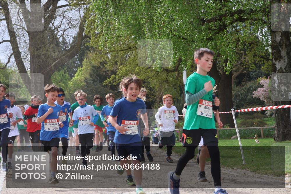 25.04.2026 - Das Zehntel Zöllner http://msf.ph/oto/9664488 25.04.2026 09:39:43 Laufen 6326, 5383, 6508 meine-sportfotos.de