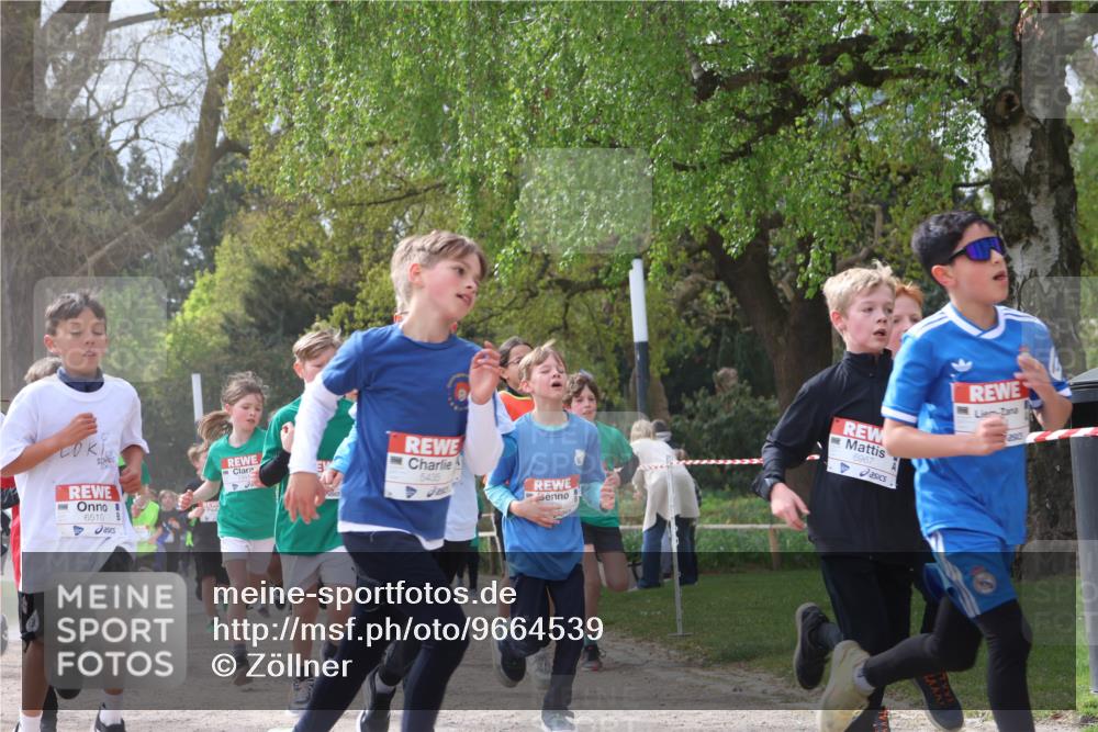 25.04.2026 - Das Zehntel Zöllner http://msf.ph/oto/9664539 25.04.2026 09:39:45 Laufen 6510, 5435, 6967 meine-sportfotos.de
