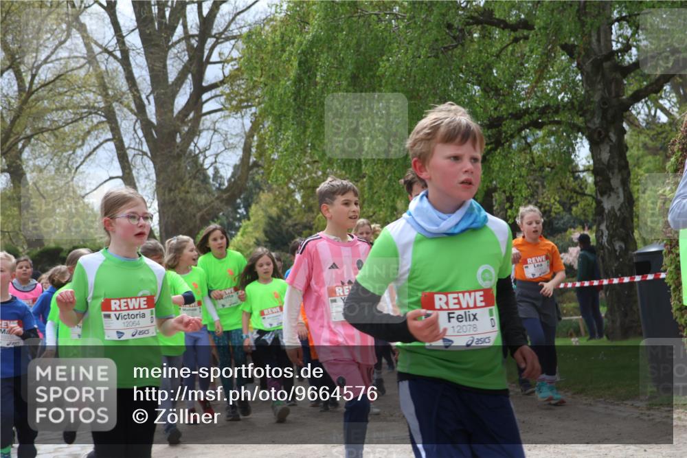 25.04.2026 - Das Zehntel Zöllner http://msf.ph/oto/9664576 25.04.2026 11:46:44 Laufen 12064, 12078, 11 meine-sportfotos.de
