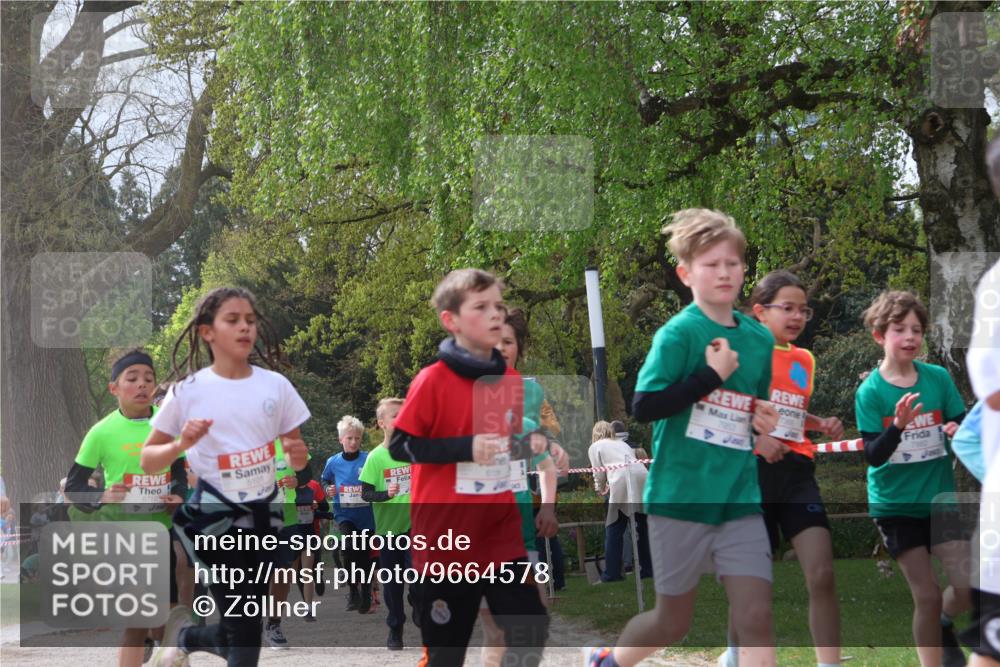 25.04.2026 - Das Zehntel Zöllner http://msf.ph/oto/9664578 25.04.2026 09:39:46 Laufen 6710, 5101, 7963 meine-sportfotos.de