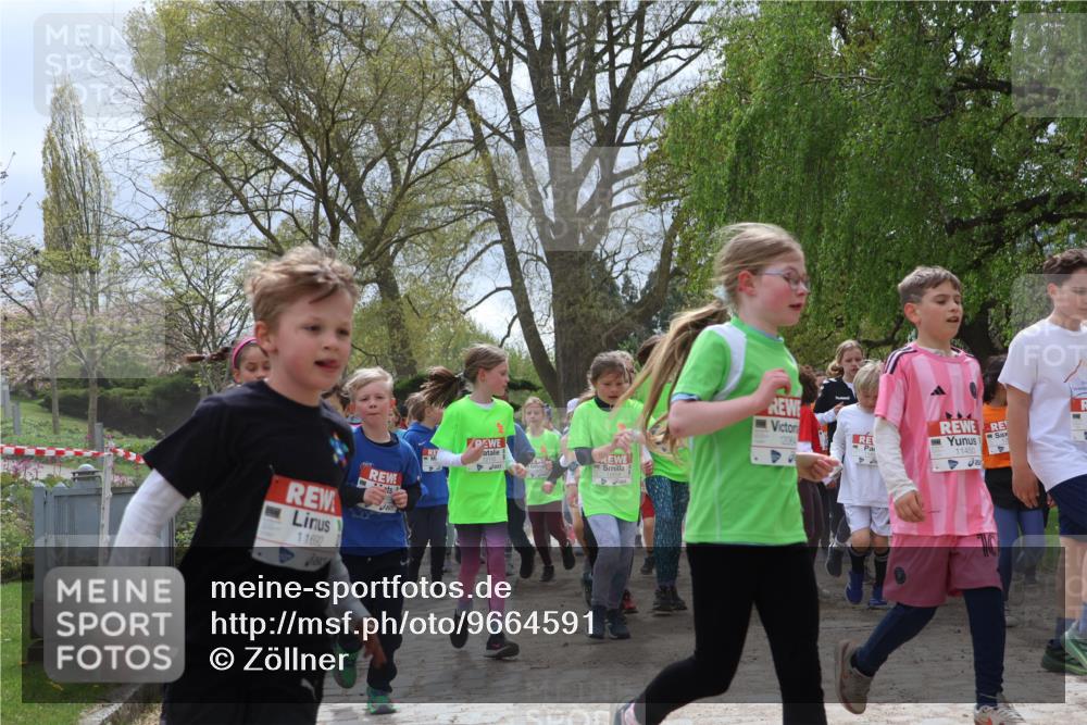 25.04.2026 - Das Zehntel Zöllner http://msf.ph/oto/9664591 25.04.2026 11:46:45 Laufen 11692, 12064, 11450 meine-sportfotos.de