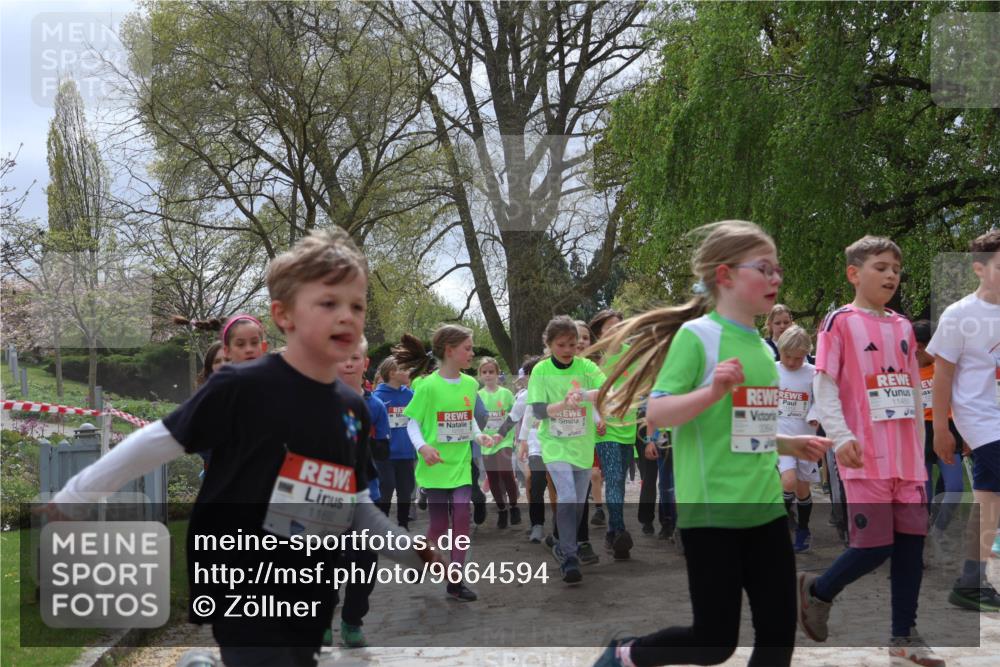 25.04.2026 - Das Zehntel Zöllner http://msf.ph/oto/9664594 25.04.2026 11:46:45 Laufen 11692, 12064, 11450 meine-sportfotos.de