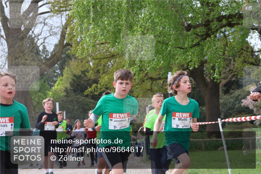 25.04.2026 - Das Zehntel Zöllner http://msf.ph/oto/9664617 25.04.2026 09:39:48 Laufen 7884, 7960, 911 meine-sportfotos.de