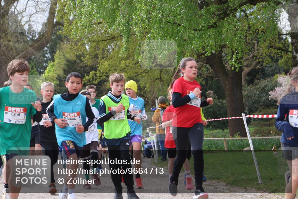 25.04.2026 - Das Zehntel Zöllner http://msf.ph/oto/9664713 25.04.2026 09:39:52 Laufen 7914, 5811, 6068 meine-sportfotos.de