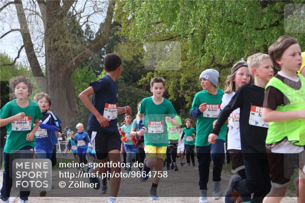 25.04.2026 - Das Zehntel Zöllner http://msf.ph/oto/9664758 25.04.2026 09:39:53 Laufen 7955, 7946, 5120, 55 meine-sportfotos.de