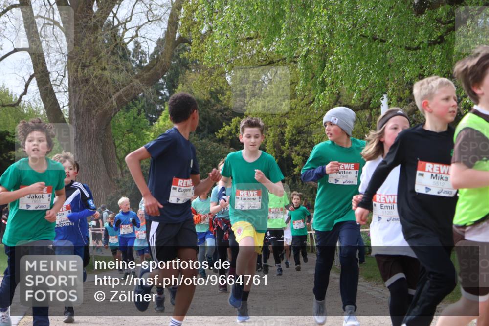 25.04.2026 - Das Zehntel Zöllner http://msf.ph/oto/9664761 25.04.2026 09:39:53 Laufen 7955, 7946, 5120, 5512 meine-sportfotos.de