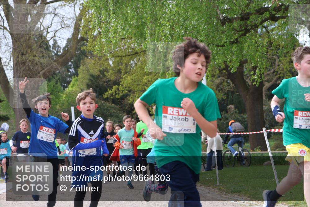 25.04.2026 - Das Zehntel Zöllner http://msf.ph/oto/9664803 25.04.2026 09:39:55 Laufen 7199, 7955, 7967 meine-sportfotos.de
