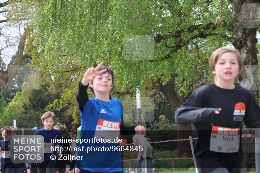 25.04.2026 - Das Zehntel Zöllner http://msf.ph/oto/9664845 25.04.2026 09:39:57 Laufen 7199, 6250, 7201 meine-sportfotos.de