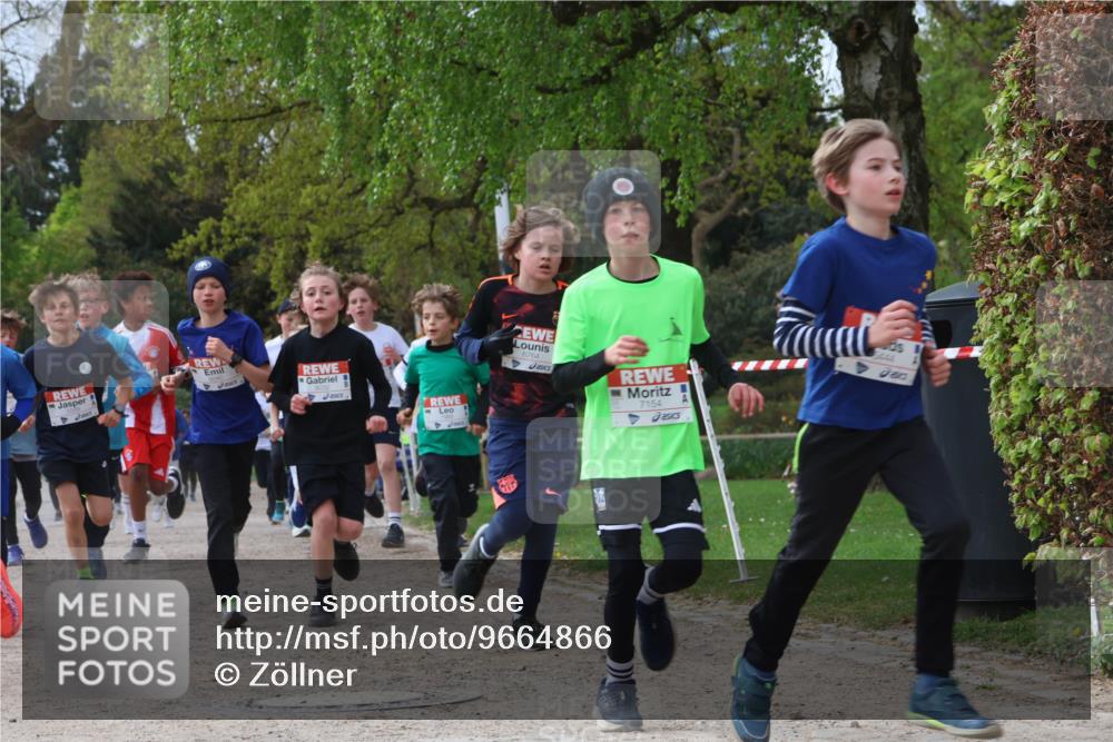 25.04.2026 - Das Zehntel Zöllner http://msf.ph/oto/9664866 25.04.2026 09:39:59 Laufen 6764, 7154 meine-sportfotos.de