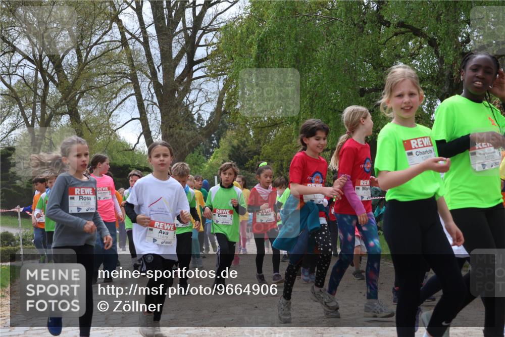 25.04.2026 - Das Zehntel Zöllner http://msf.ph/oto/9664906 25.04.2026 11:46:54 Laufen 11386, 1280, 12728, 11217, 11419 meine-sportfotos.de