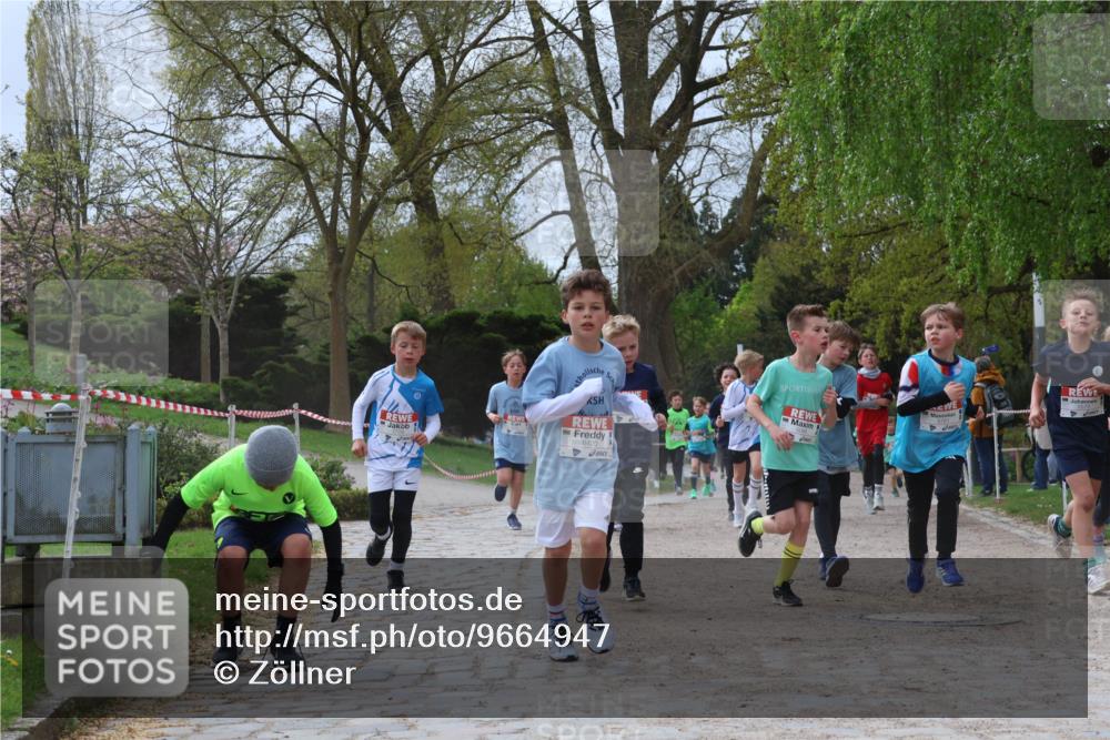 25.04.2026 - Das Zehntel Zöllner http://msf.ph/oto/9664947 25.04.2026 09:40:03 Laufen 6420 meine-sportfotos.de