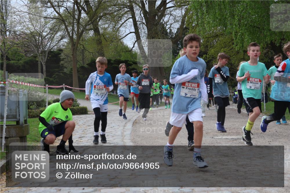 25.04.2026 - Das Zehntel Zöllner http://msf.ph/oto/9664965 25.04.2026 09:40:03 Laufen 6420, 6088 meine-sportfotos.de