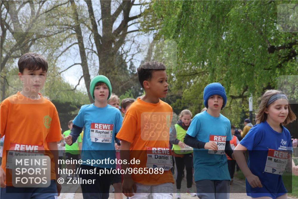 25.04.2026 - Das Zehntel Zöllner http://msf.ph/oto/9665089 25.04.2026 11:47:00 Laufen 12369, 12509, 12362, 12473, 10506 meine-sportfotos.de