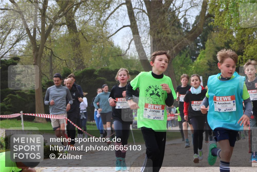 25.04.2026 - Das Zehntel Zöllner http://msf.ph/oto/9665103 25.04.2026 09:40:09 Laufen 7325, 5838 meine-sportfotos.de