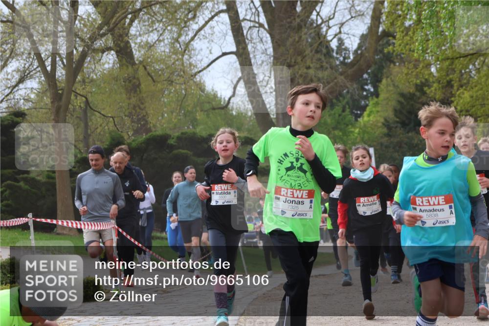 25.04.2026 - Das Zehntel Zöllner http://msf.ph/oto/9665106 25.04.2026 09:40:09 Laufen 5500, 7325, 5517, 5838 meine-sportfotos.de