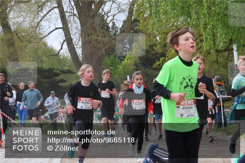 25.04.2026 - Das Zehntel Zöllner http://msf.ph/oto/9665118 25.04.2026 09:40:10 Laufen 5500, 5517, 7325 meine-sportfotos.de