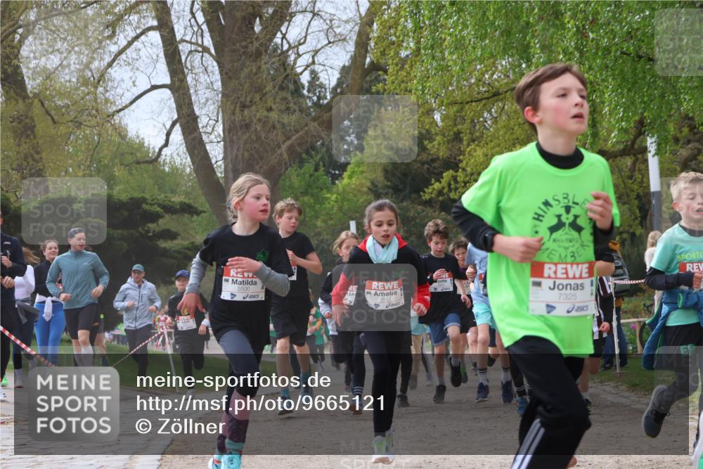 25.04.2026 - Das Zehntel Zöllner http://msf.ph/oto/9665121 25.04.2026 09:40:10 Laufen 5500, 5517, 7325 meine-sportfotos.de
