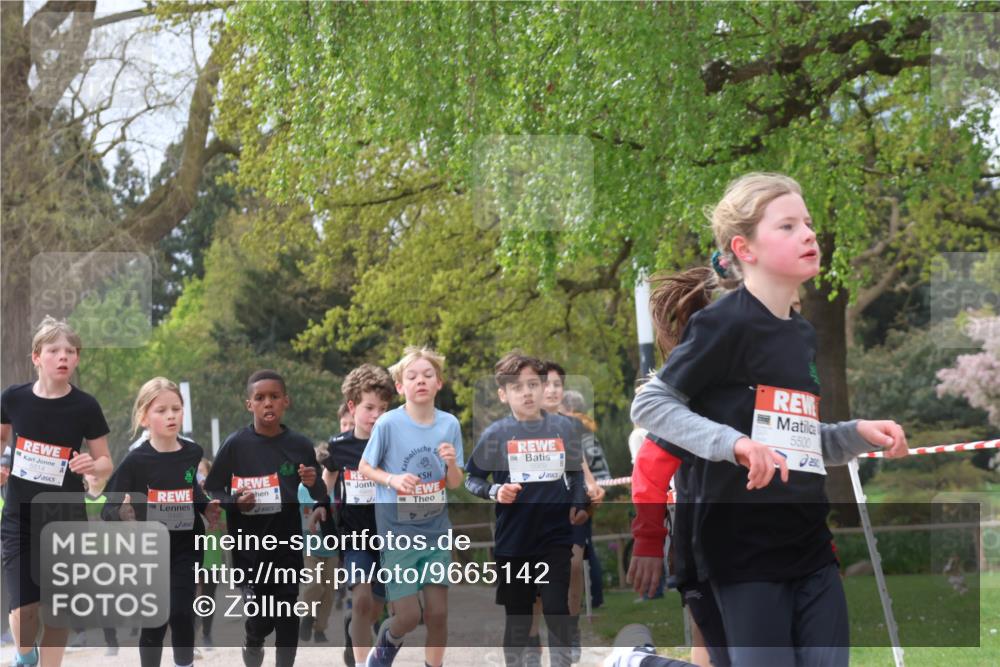 25.04.2026 - Das Zehntel Zöllner http://msf.ph/oto/9665142 25.04.2026 09:40:11 Laufen 5514, 6410, 5569, 5500 meine-sportfotos.de
