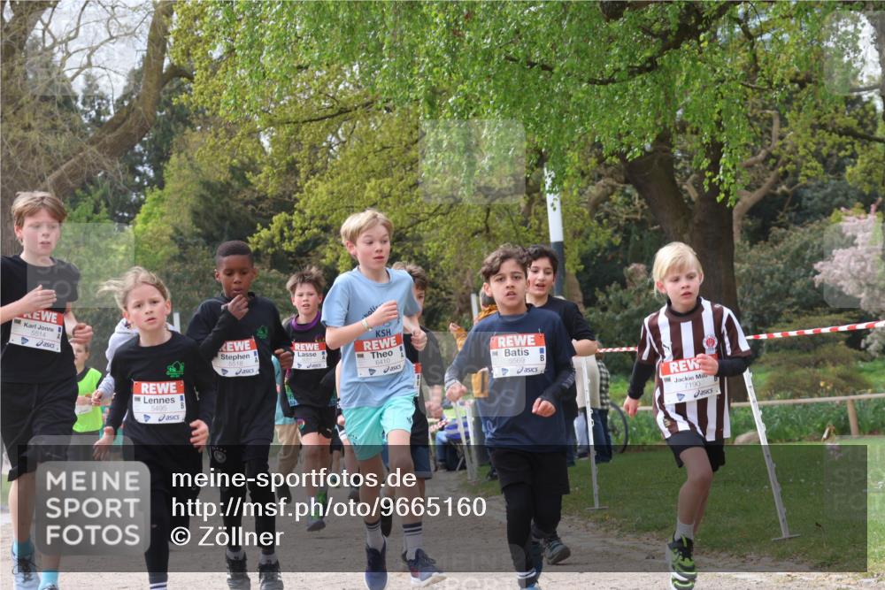 25.04.2026 - Das Zehntel Zöllner http://msf.ph/oto/9665160 25.04.2026 09:40:11 Laufen 5514, 5495, 5518, 6410, 5569, 7190 meine-sportfotos.de