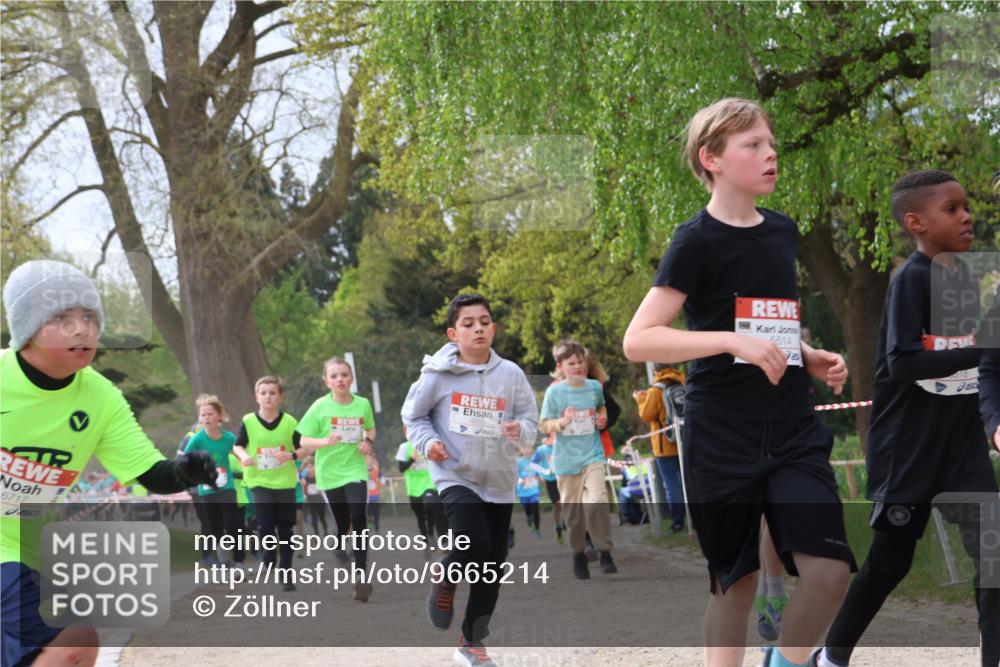 25.04.2026 - Das Zehntel Zöllner http://msf.ph/oto/9665214 25.04.2026 09:40:13 Laufen 6717, 8050, 5514, 18 meine-sportfotos.de