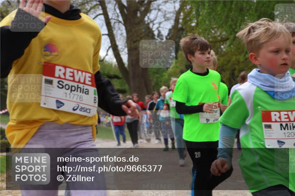 25.04.2026 - Das Zehntel Zöllner http://msf.ph/oto/9665377 25.04.2026 11:47:16 Laufen 11776, 12547, 1206, 28 meine-sportfotos.de